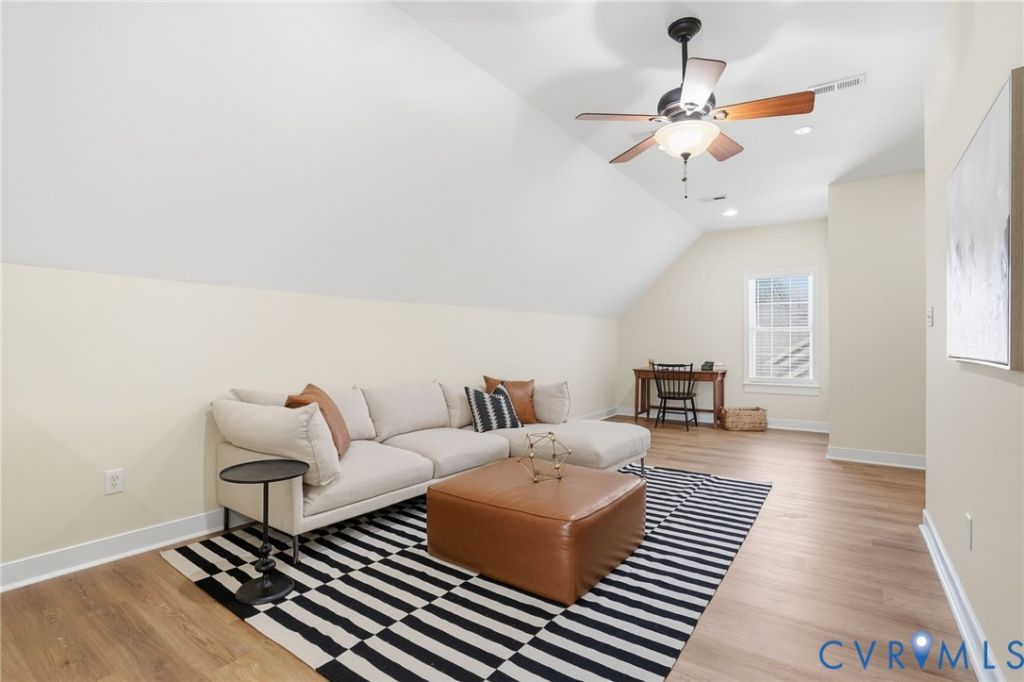 4649 Jennway Loop Moseley, VA 23120