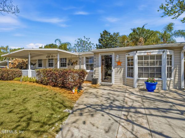 43 FORRESTAL Circle N, Atlantic Beach, FL 32233