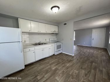 3250 PHYLLIS Street, Jacksonville, FL 32205