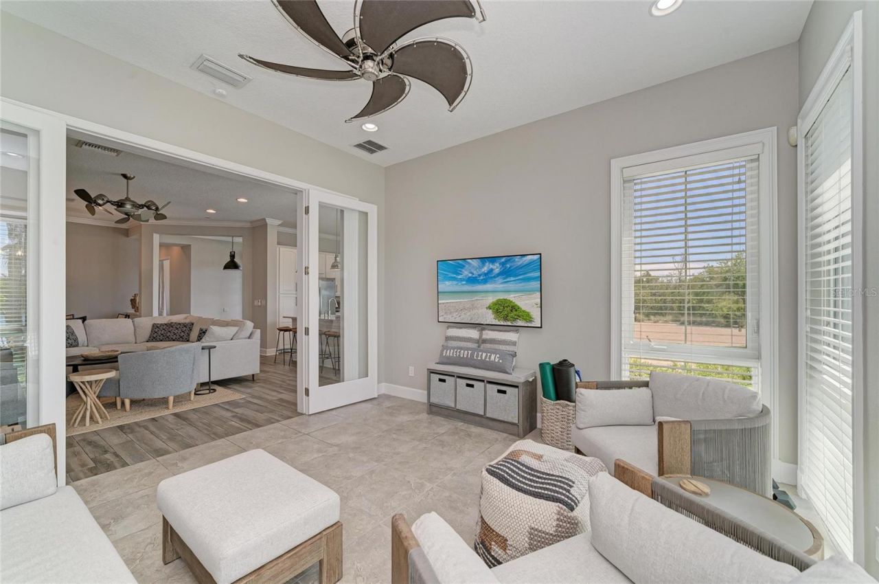 348 Sapphire Lake Drive, Unit 101, Bradenton, FL 34209 Photo