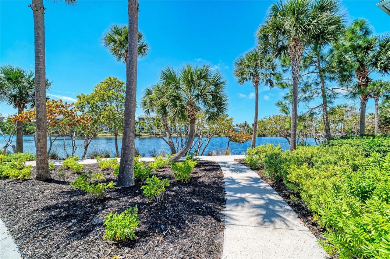 348 Sapphire Lake Drive, Unit 101, Bradenton, FL 34209 Photo