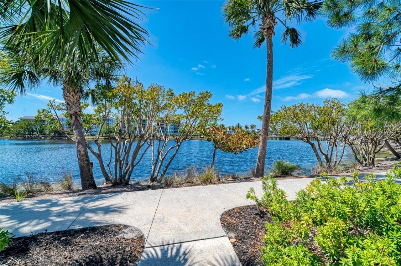 348 Sapphire Lake Drive, Unit 101, Bradenton, FL 34209 Photo