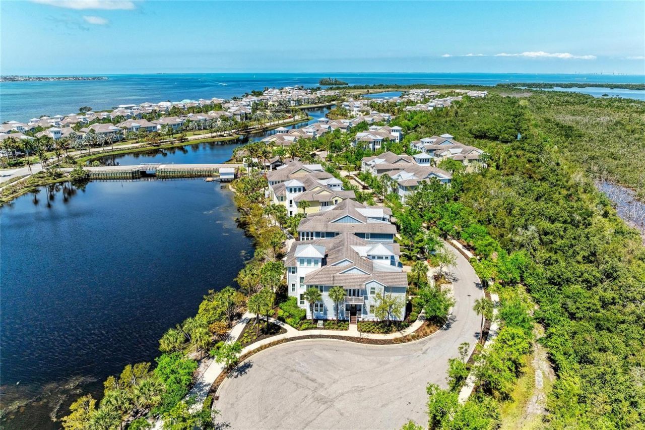 348 Sapphire Lake Drive, Unit 101, Bradenton, FL 34209 Photo