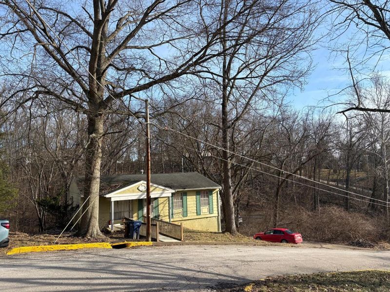 42 Walker, Athens, OH 45701 Photo 5