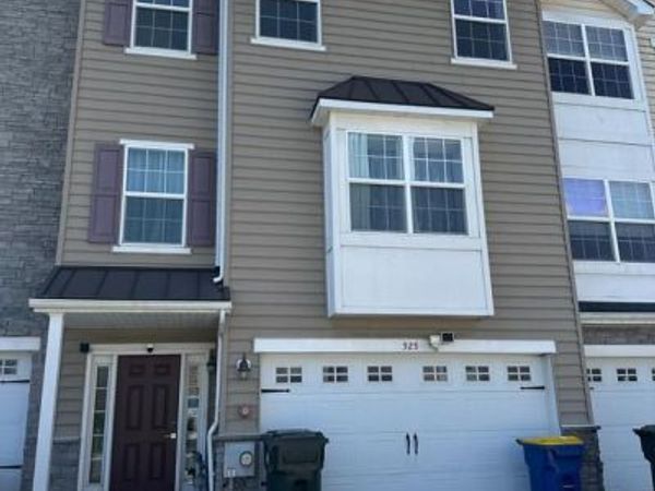 525 S TWIN LAKES BOULEVARD, NEWARK, DE 19711