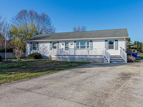37725 E POND CIRCLE , SELBYVILLE, DE 19975