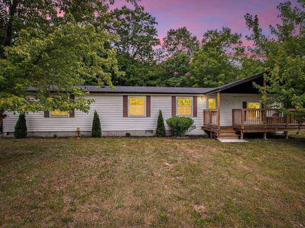 80150 46th Avenue, Coloma, MI 49038