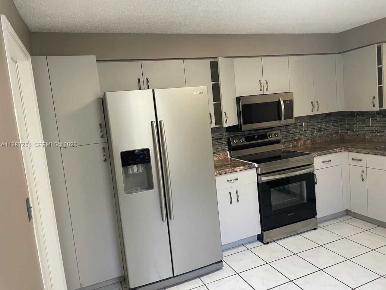 800 Sorrento Dr , Weston, FL 33326 Photo