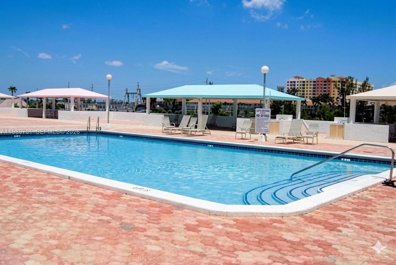 2851 NE 183rd St, Unit 905E, Aventura, FL 33160 Photo