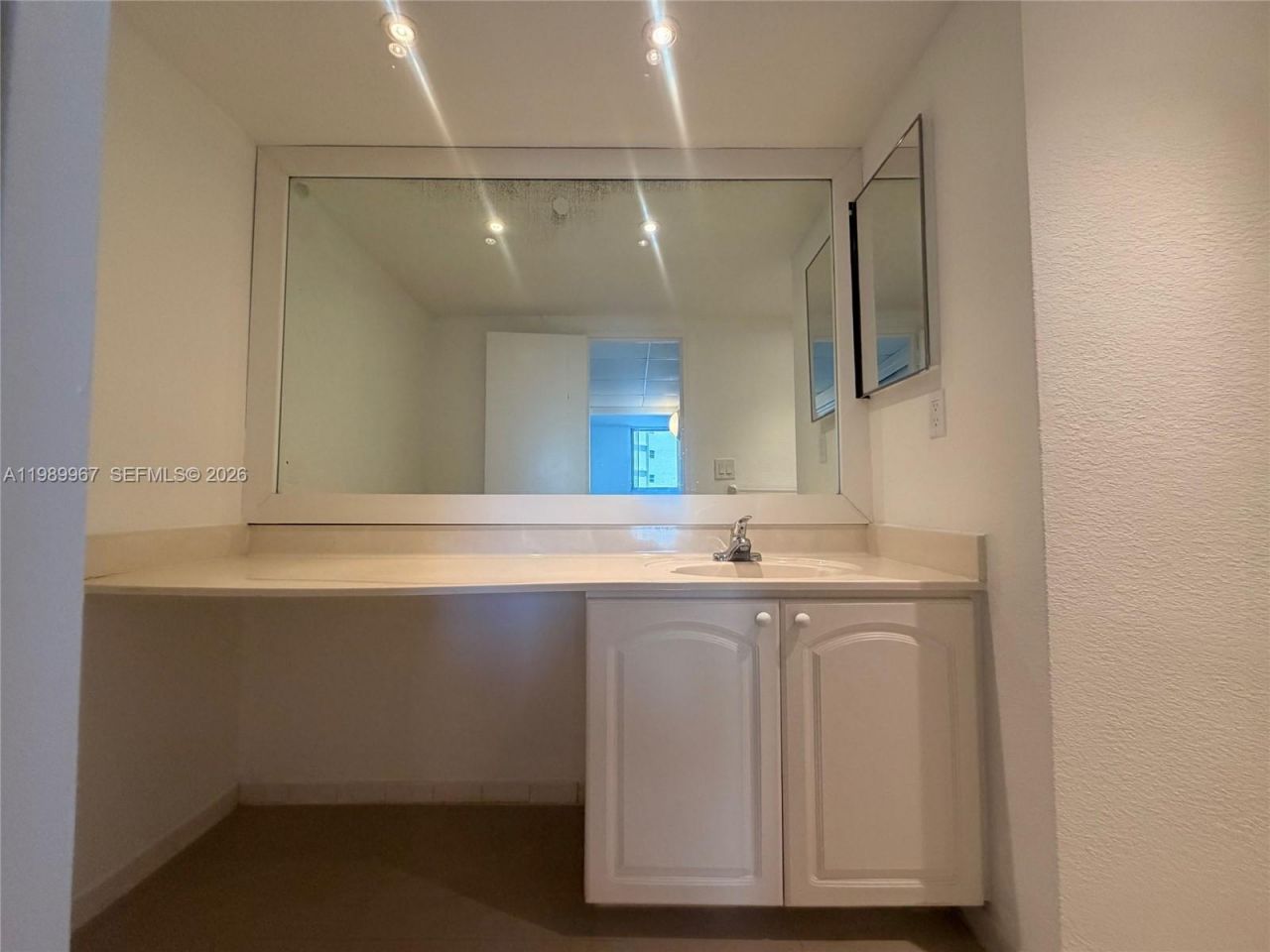 4001 S Ocean Dr, Unit 8H, Hollywood, FL 33019 Photo