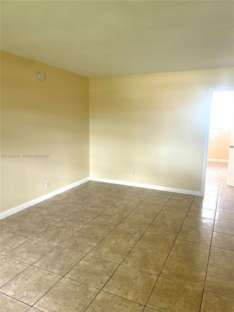9375 SW 40th Ter , Unit 106, Miami, FL 33165 Photo