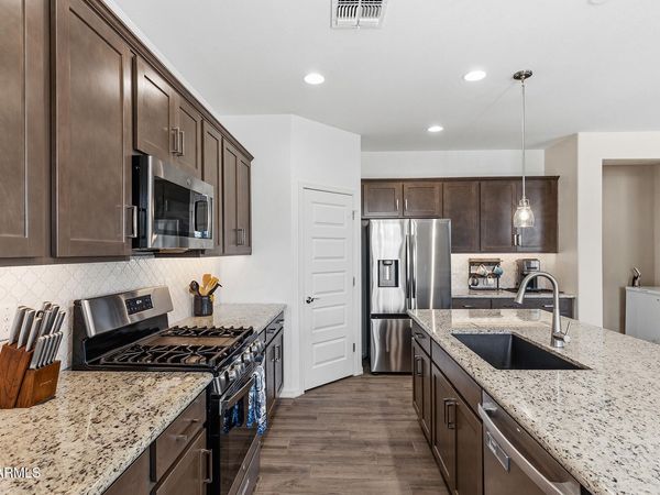 16759 W CANTERBURY Drive, Surprise, AZ 85388