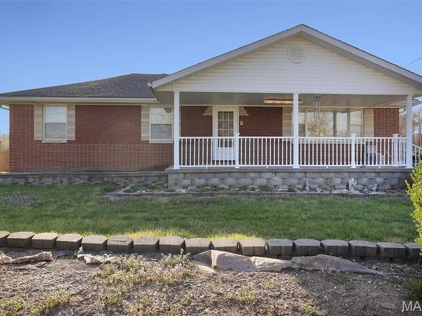 5537 N State Route 159, Edwardsville, IL 62025
