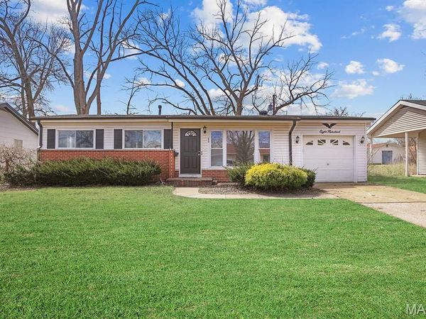 800 Babler Drive, Florissant, MO 63031