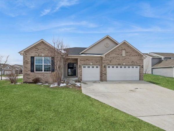 807 Back Bay Court , Minooka, IL 60447