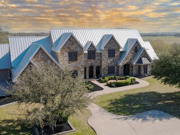 8970 Burnett Road , Justin, TX 76247