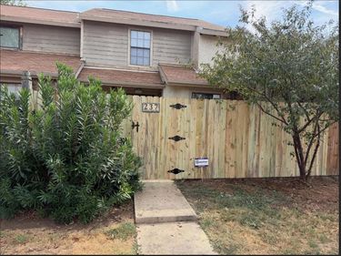 237 Shady Lane Drive, Fort Worth, TX 76112