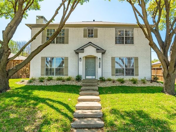944 Valley View Drive , Lewisville, TX 75067