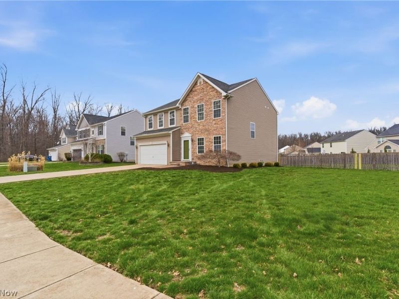 7004 Fallow Way , Lorain, OH 44053 Photo 4