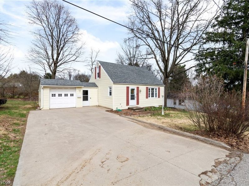 702 Sherwood Drive, Wooster, OH 44691 Photo 2