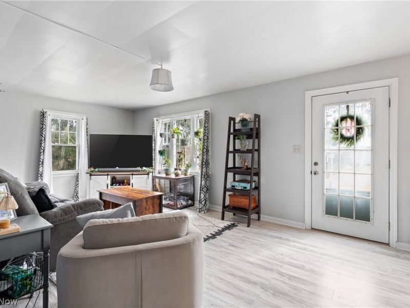 702 Sherwood Drive, Wooster, OH 44691 Photo 4