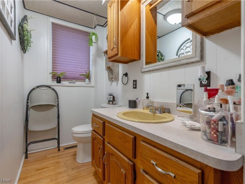 1202 N Wooster Avenue, Dover, OH 44622 Photo 19