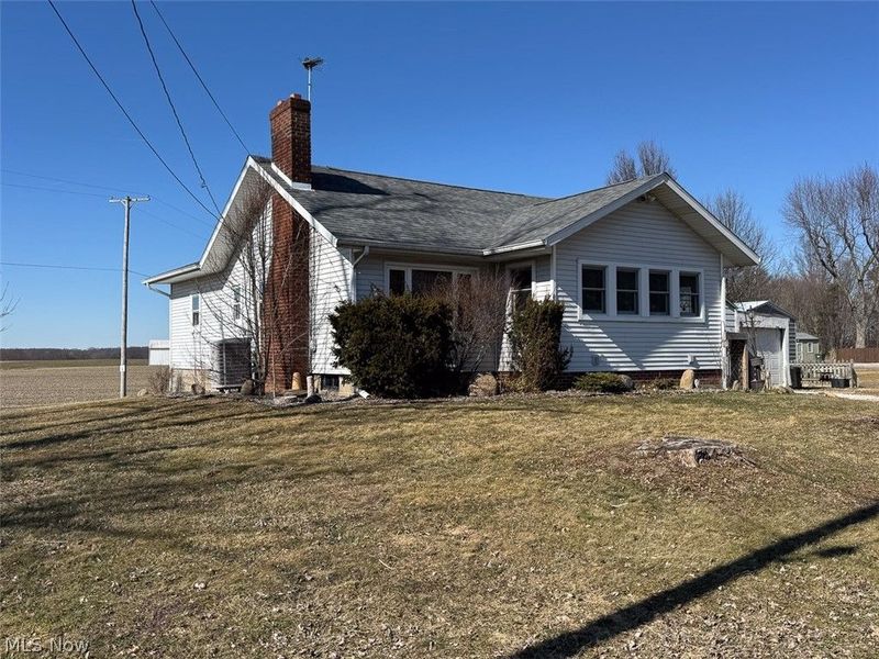 10131 Columbus Road NE, Louisville, OH 44641 Photo 1