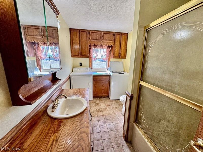 10131 Columbus Road NE, Louisville, OH 44641 Photo 14