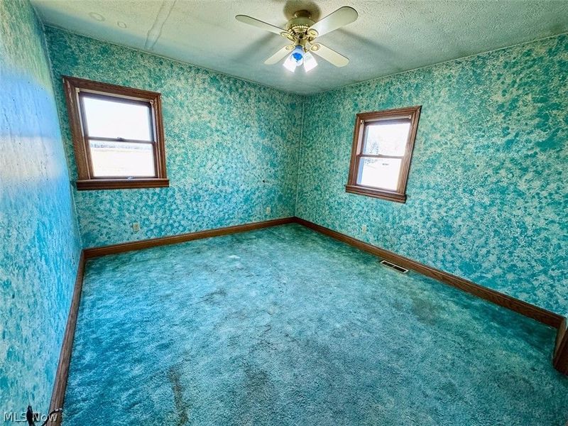 10131 Columbus Road NE, Louisville, OH 44641 Photo 16