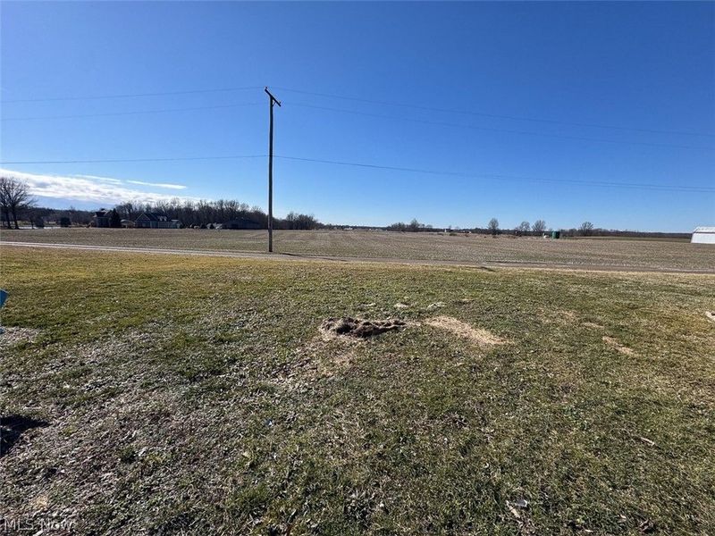 10131 Columbus Road NE, Louisville, OH 44641 Photo 5