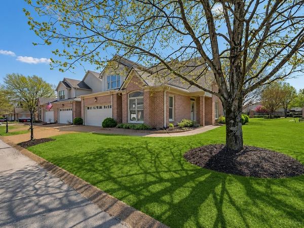 1701 VILLAGE RIDGE PL, Collierville, TN 38017