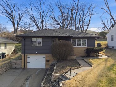 2309 S 50th Street, Omaha, NE 68106