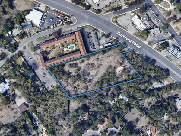 2279 Bandera, San Antonio, TX 78228