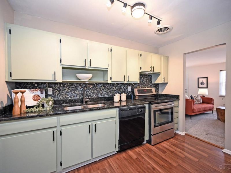 11995 Wincanton Drive, Colerain Township, OH 45231 Photo 10