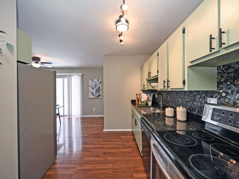 11995 Wincanton Drive, Colerain Township, OH 45231 Photo 9