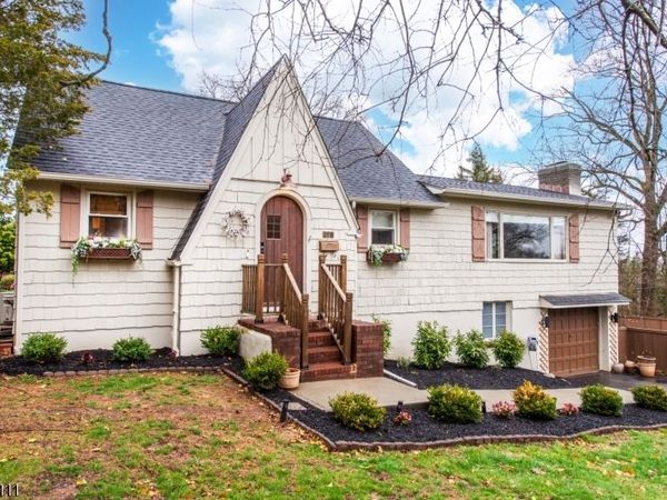 278 French Hill Rd, Wayne, NJ 07470