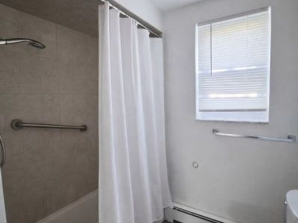 199 N. Beverwyck Rd, Unit B1, Parsippany-Troy Hills, NJ 07034