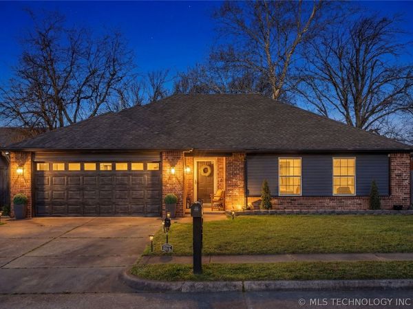 1304 S 33rd Street, Broken Arrow, OK 74014