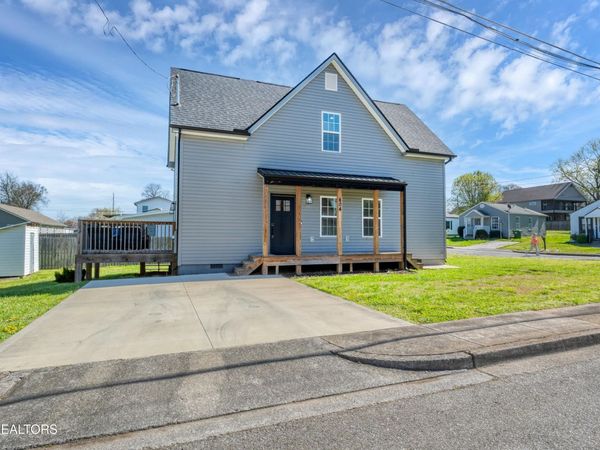 604 Middle St, Maryville, TN 37804