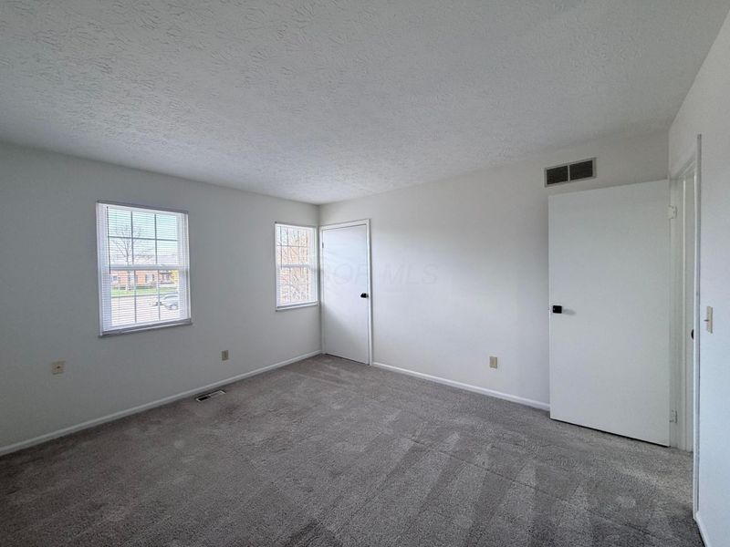 5372 Portland , Unit 57, Columbus, OH 43235 Photo 12