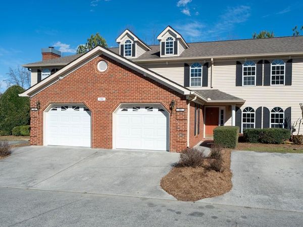 1702 Chestnut Oak Drive, Dalton, GA 30721