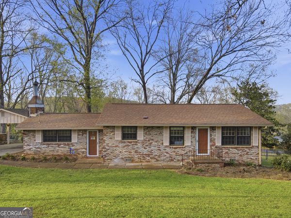41 Summit Drive SE, Lindale, GA 30147
