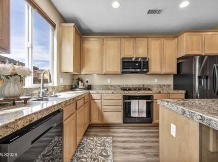 490 Luciana Drive, Reno, NV 89521 Photo