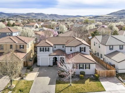 490 Luciana Drive, Reno, NV 89521 Photo