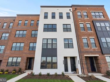 22395 CLAUDE MOORE DRIVE , ASHBURN, VA 20148