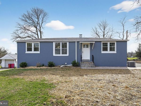 28 CIRCLE DRIVE , EAGLEVILLE, PA 19403