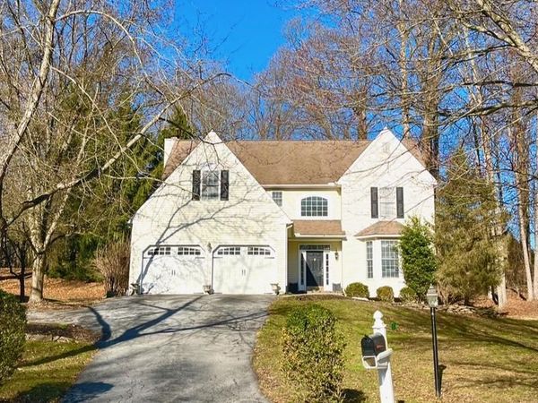 1003 TRAVIS COURT , DOWNINGTOWN, PA 19335