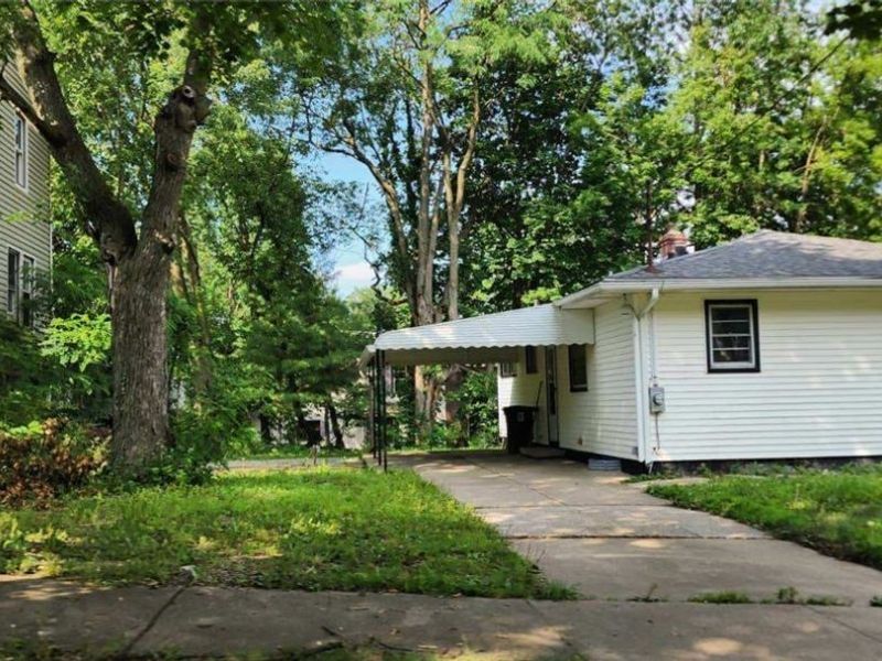 600 Eastland Avenue, Akron, OH 44305 Photo 2