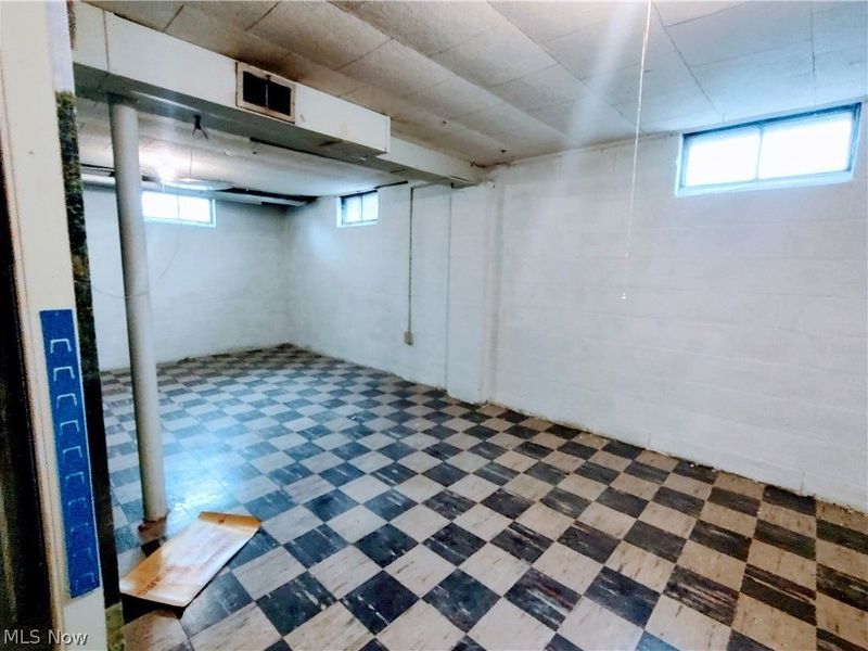 600 Eastland Avenue, Akron, OH 44305 Photo 26