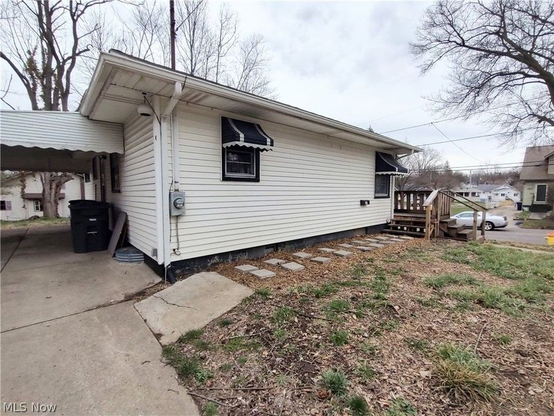 600 Eastland Avenue, Akron, OH 44305 Photo 3